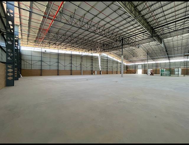 5,473M² WAREHOUSE TO LET IN RANDJESPARK